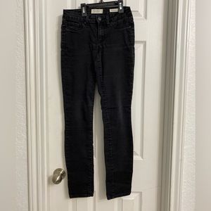 Black Skinny Jean/Jeggings